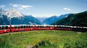 Bernina Express, Kurve bei Alp Grüm, Alp Grüm, Bergamasker Alpen, Valposchiavo